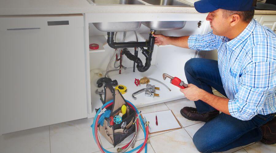 Expert burst pipe repair services in Denver City, TX